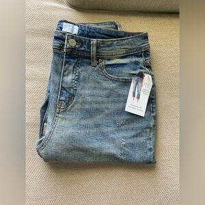 Women’s Time and Tru Blue Regular Relaxed Ankle Cropped Jeans